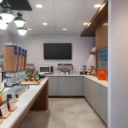 Homewood Suites By Hilton Fresno-2